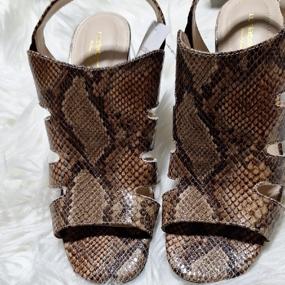 NWT Liz Claiborne Brown Snakeskin Heels - Picture 6 of 6